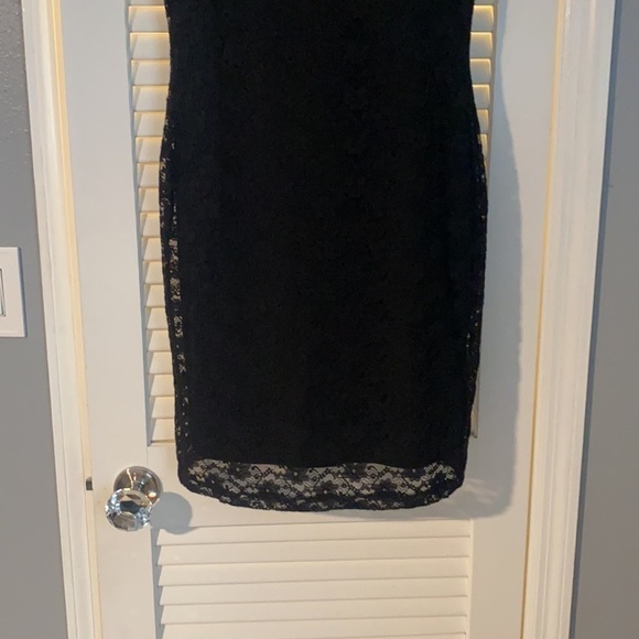 Black Lace Short Sleeved Dress size medium - Picture 6 of 14